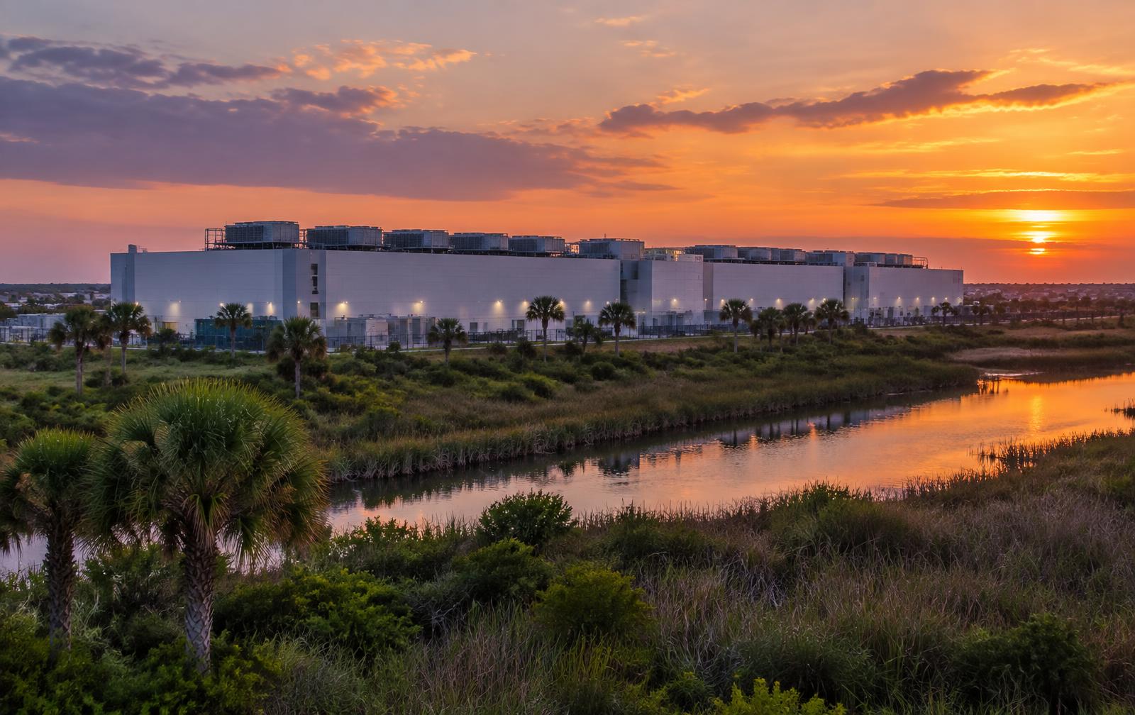 Palm Beach County Puts a One-Year Pause on Hyperscale AI Data Centers